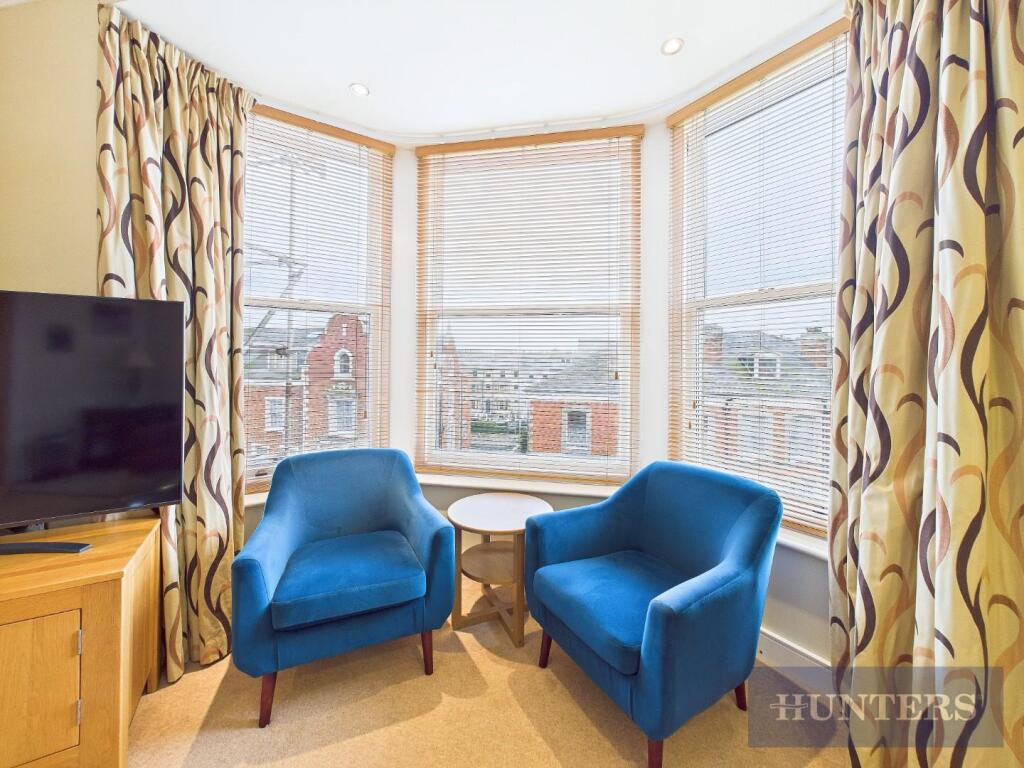 CAM05316G0-PR0009-STILL017.jpg