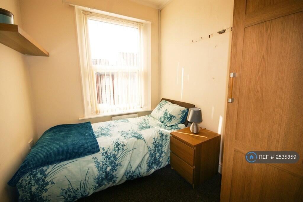 Bedroom 2, First Floor 