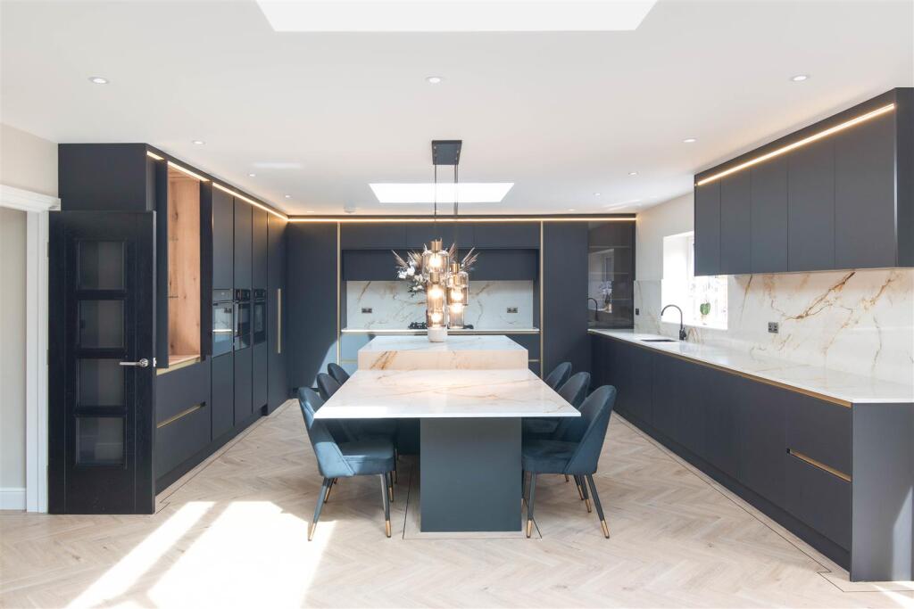 116 Lichfield Road-11.jpg