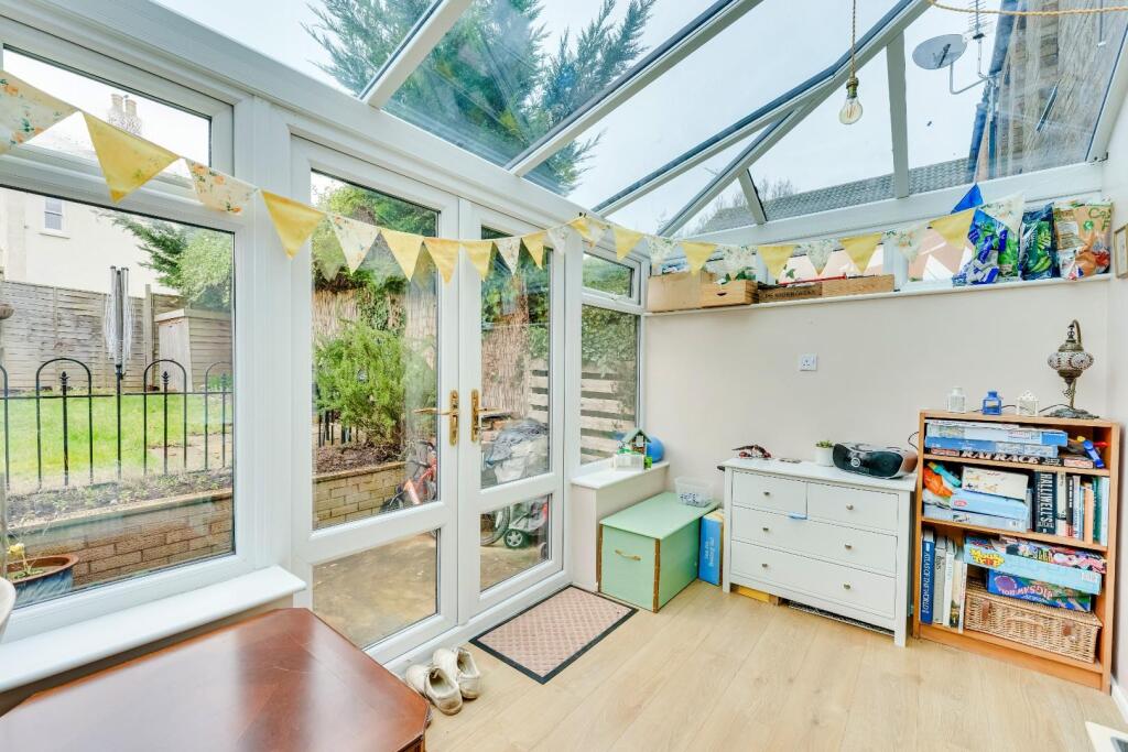 5 - conservatory.jpg