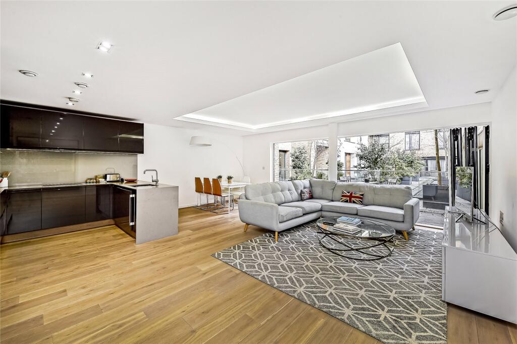 Kitchen/Reception