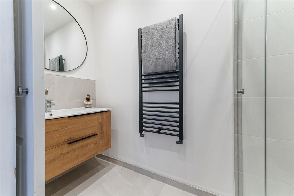 Ensuite