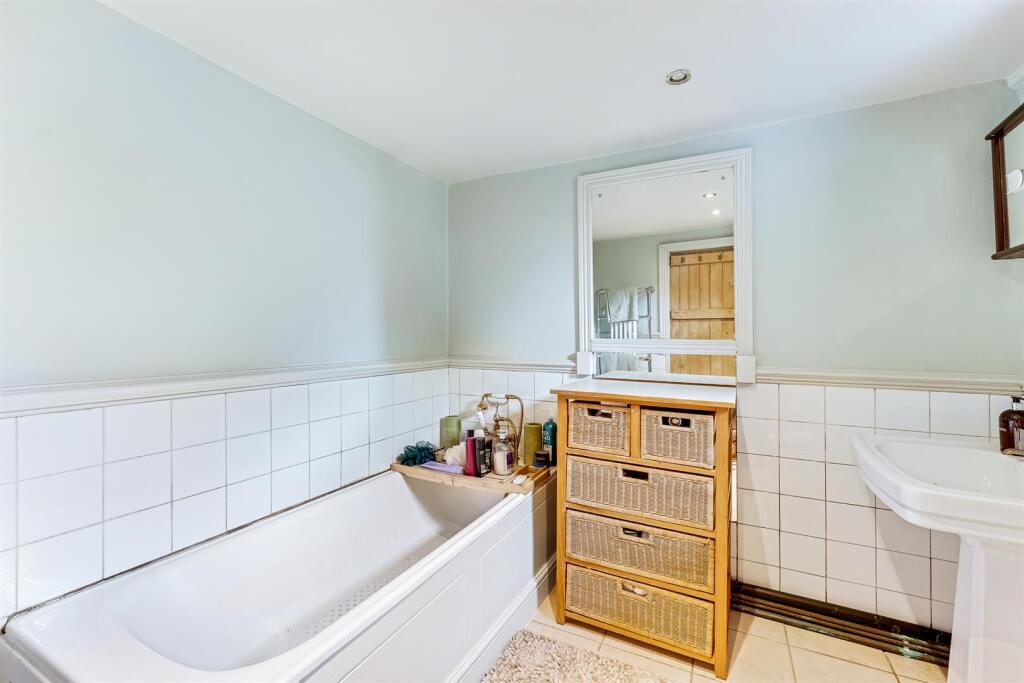 Ground Floor Bathroom