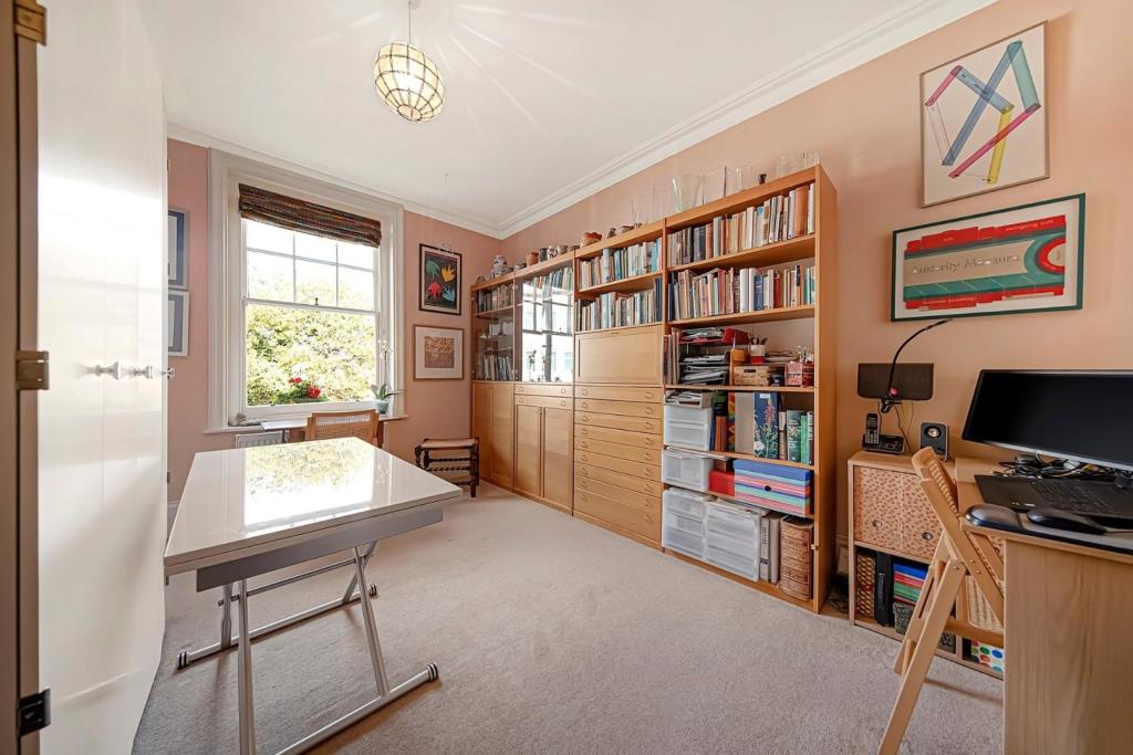 Bedroom.jpg