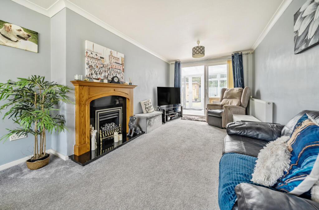 1346389-2-68b1b28...