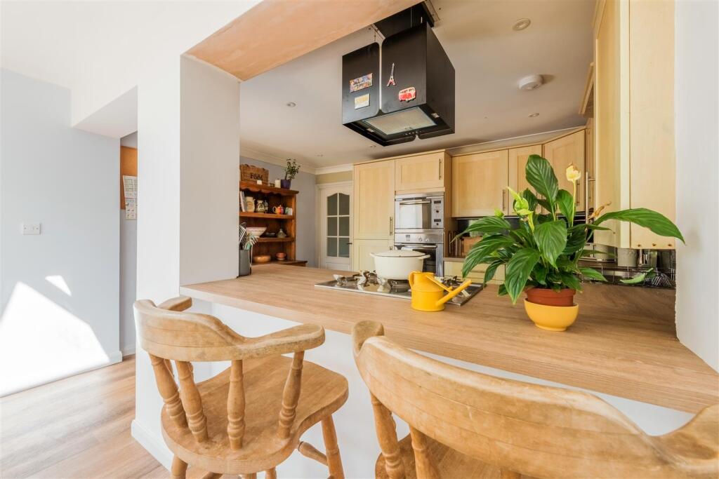 1 The Lynchetts-12.jpg