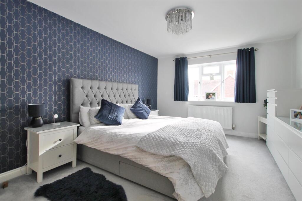 9017215-102228-133833113467321496-837257b3-2a3e-6f