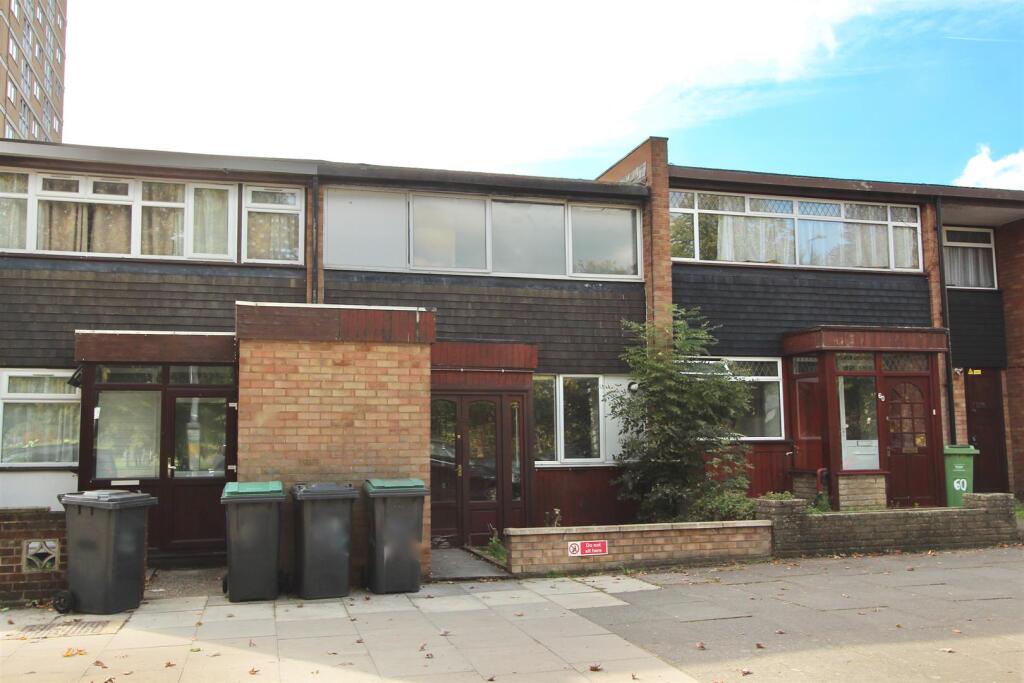 White Hart Lane, N22