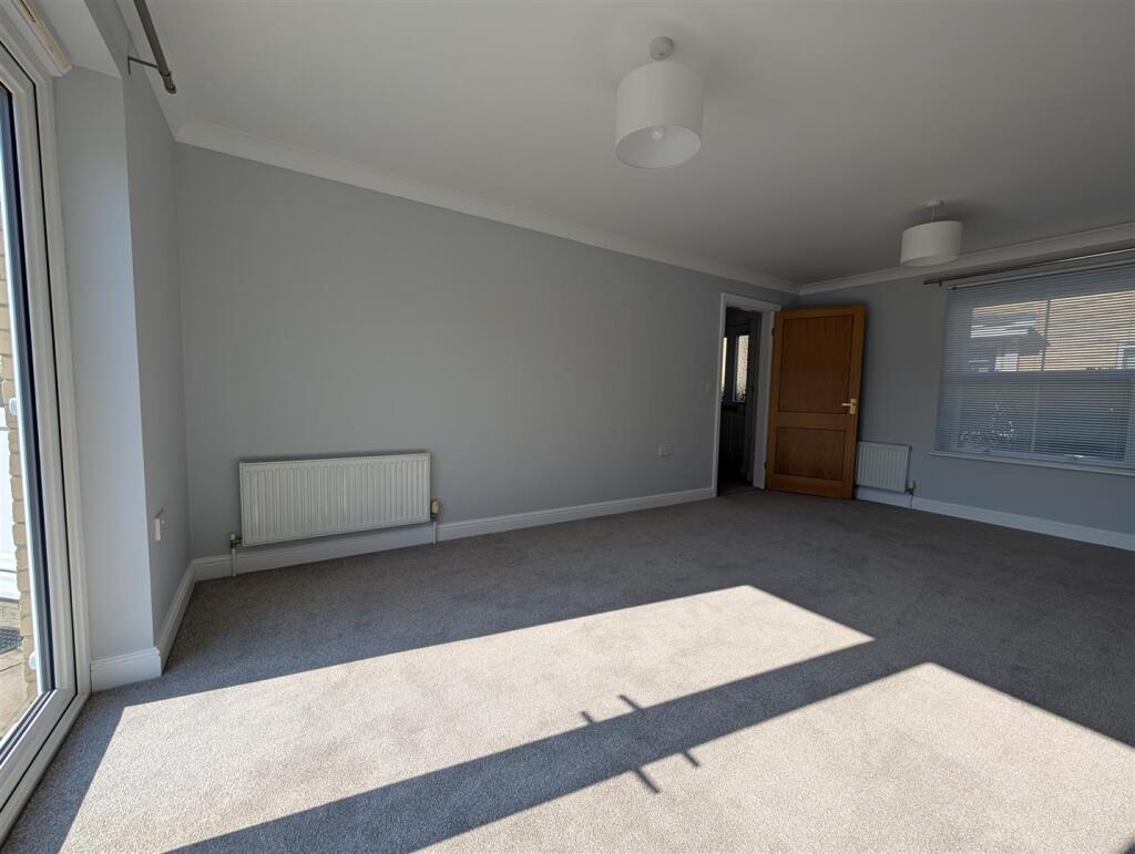 Living room 2