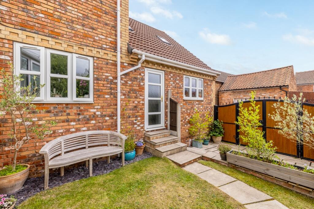 1 Ash Close (Dunham-On-Trent)-12