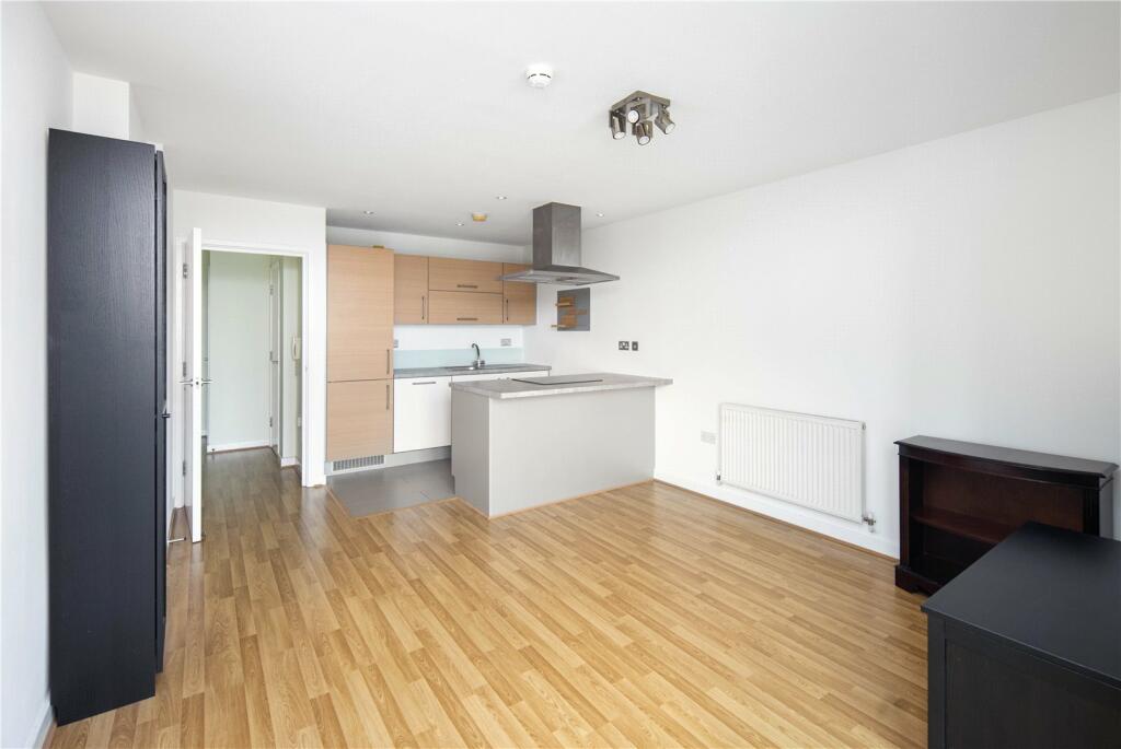 Living Room/Kitchen