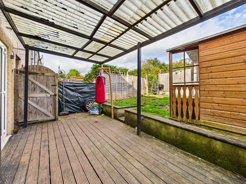 CAM05192G0-PR0163-STILL024