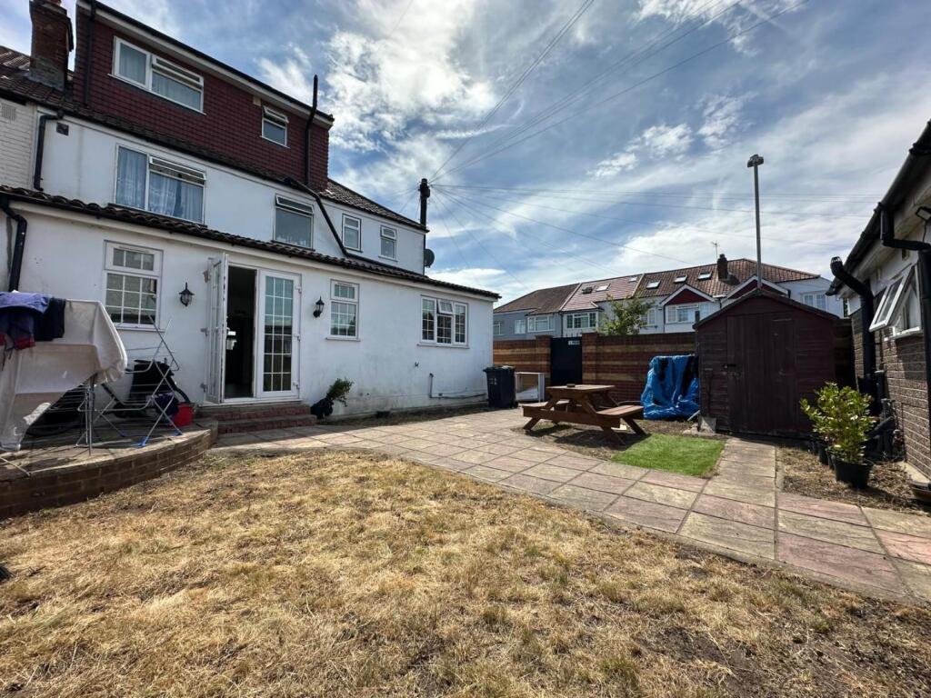 WhatsApp Image 2025-06-27 at 14.03.01 (2).jpeg