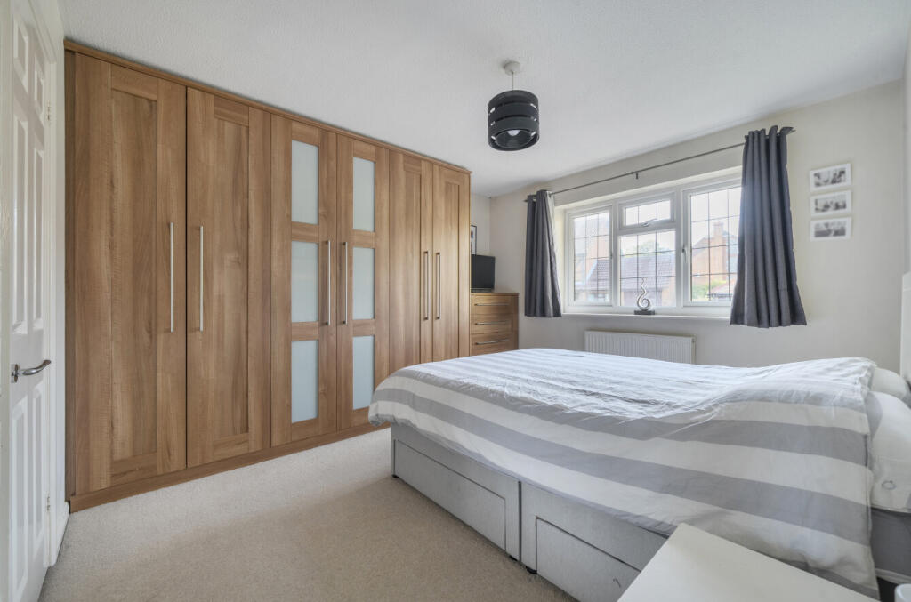 1363121-12-68e7ee...