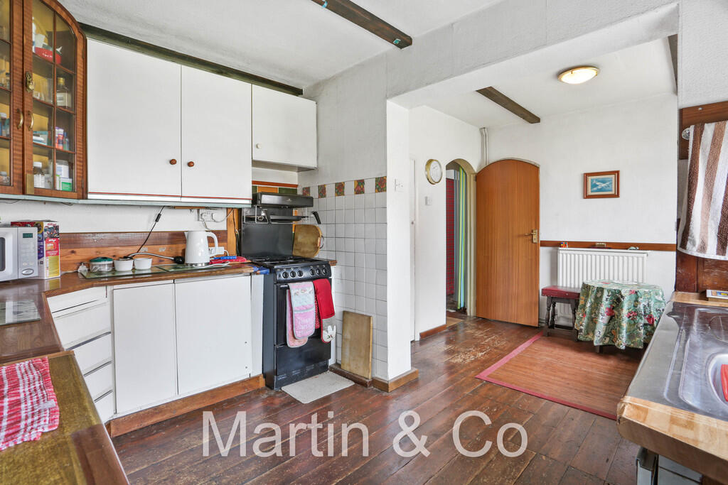 1438634113 - 2 Li...