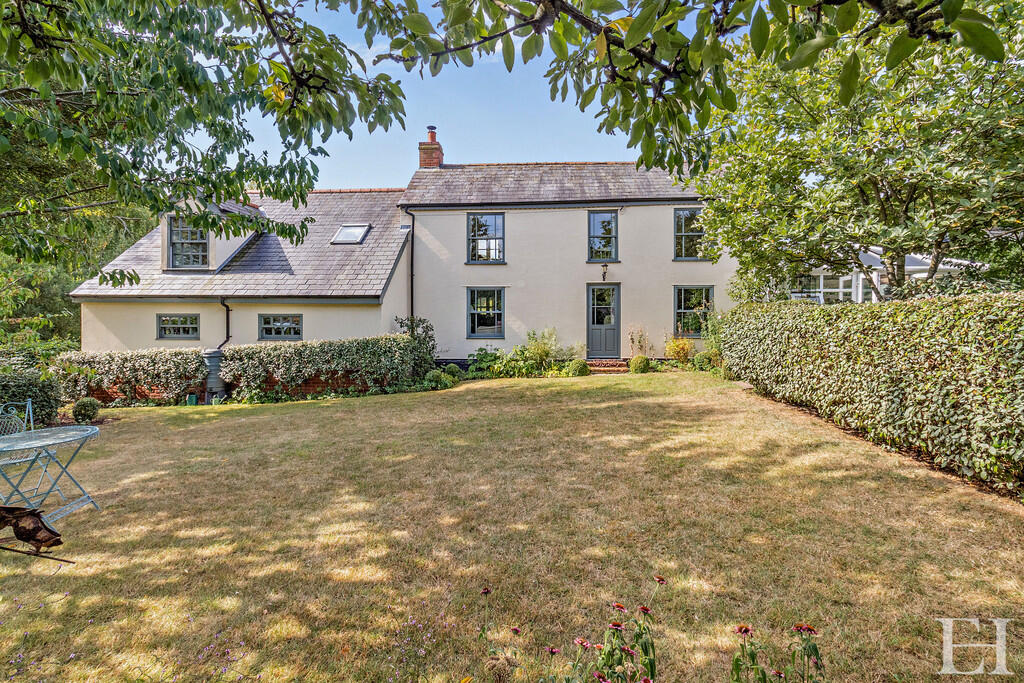 8658864-exteriorW...