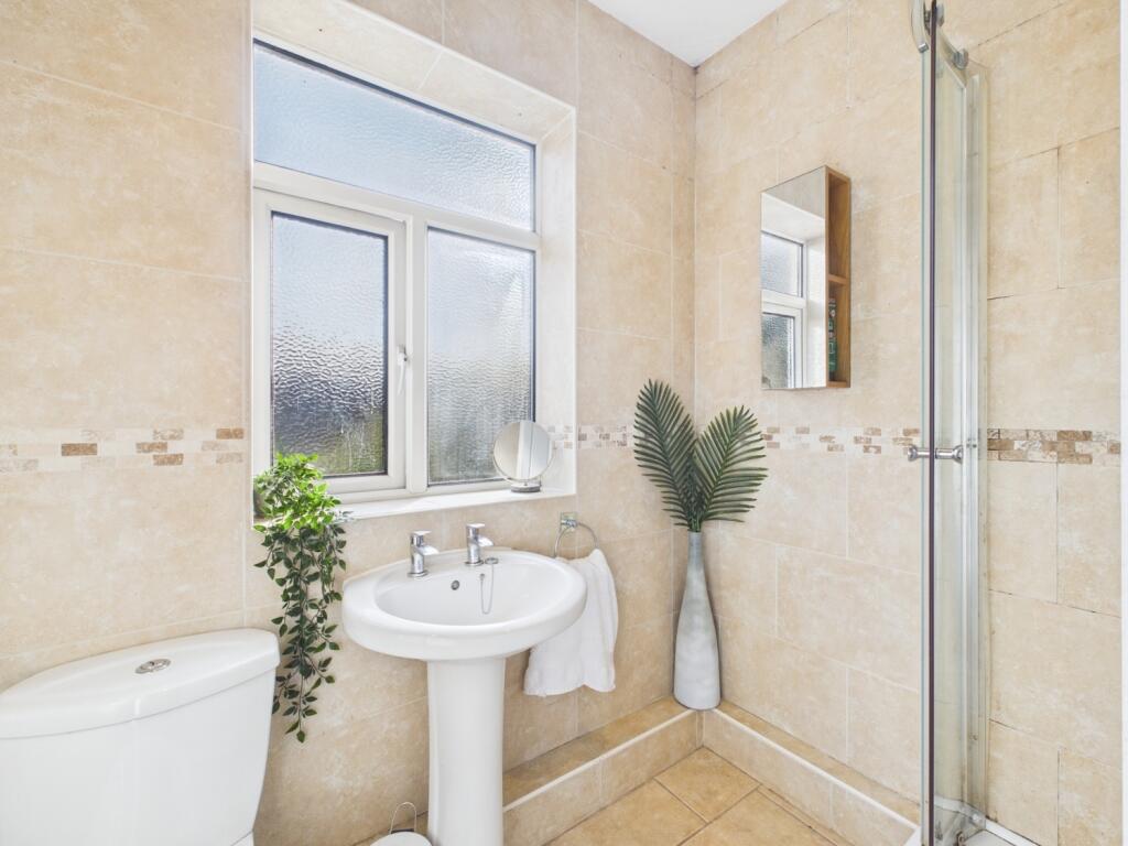 CAM04634G0-PR0025-STILL012