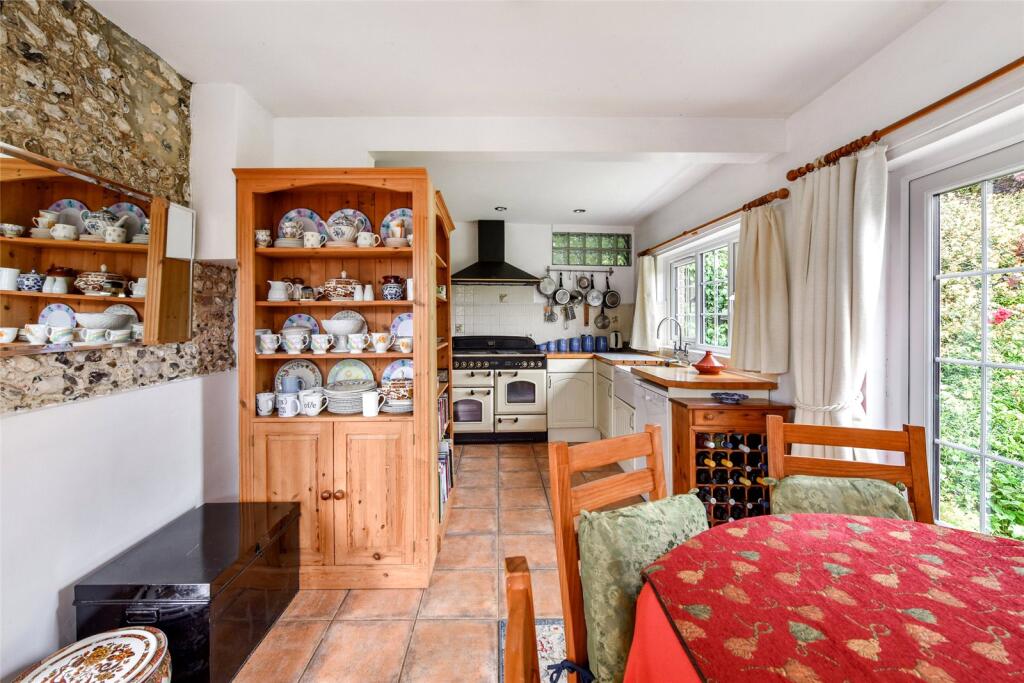 Kitchen/Breakfast Rm