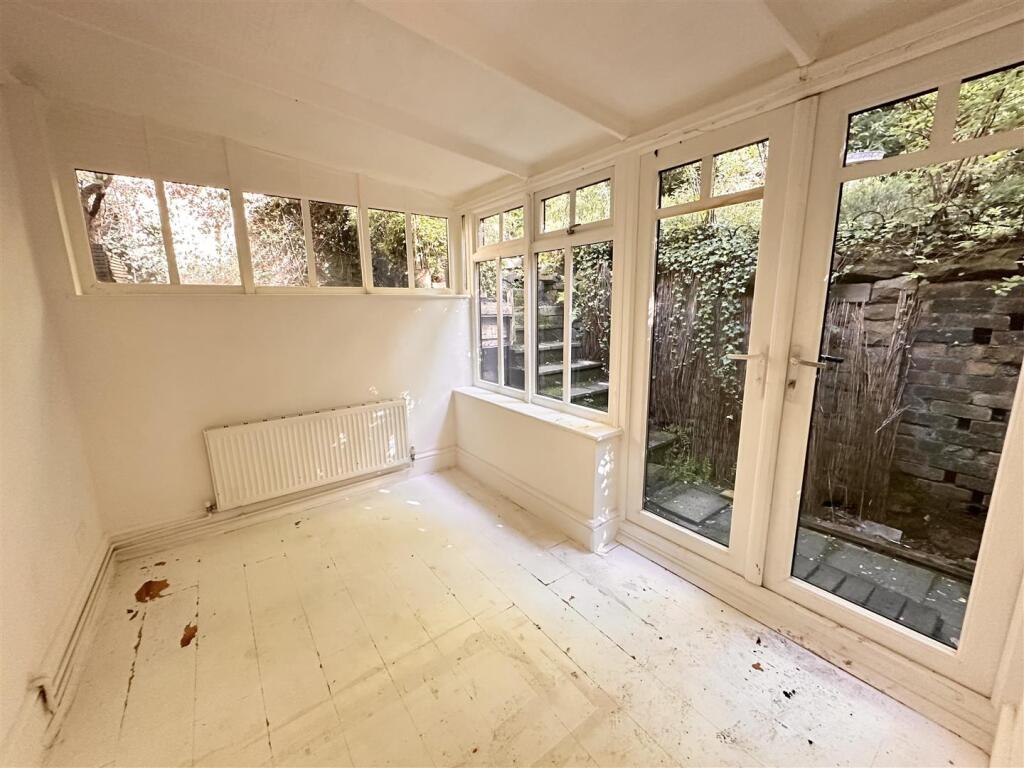 Garden Room.jpg