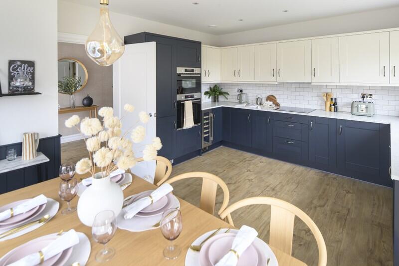 Showhome 272