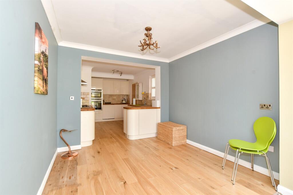 Kitchen/Dining/ Snug