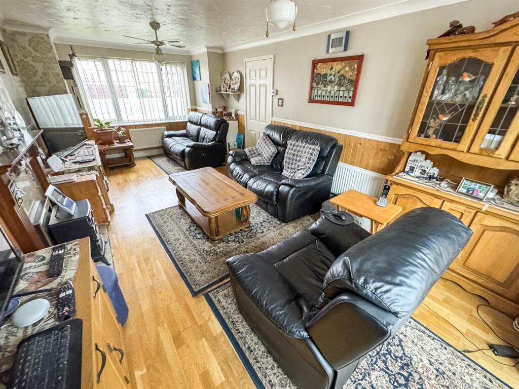 thumbnail_image1 (7).jpg