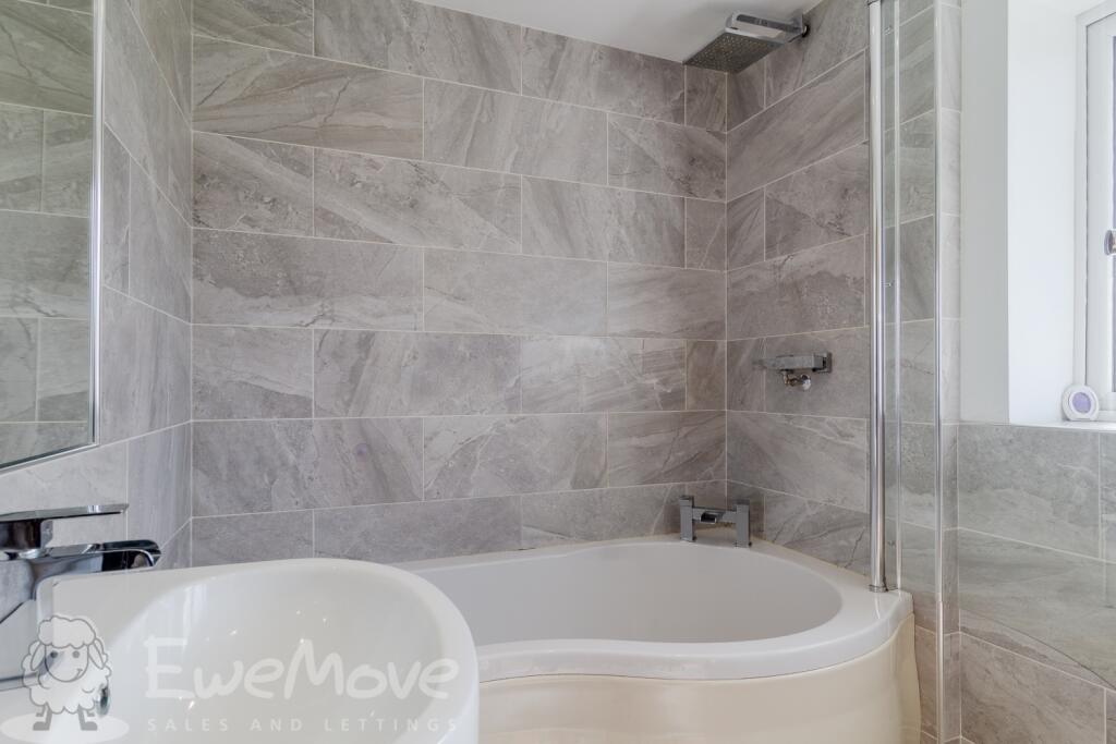 Shower bath with Rainfall shower