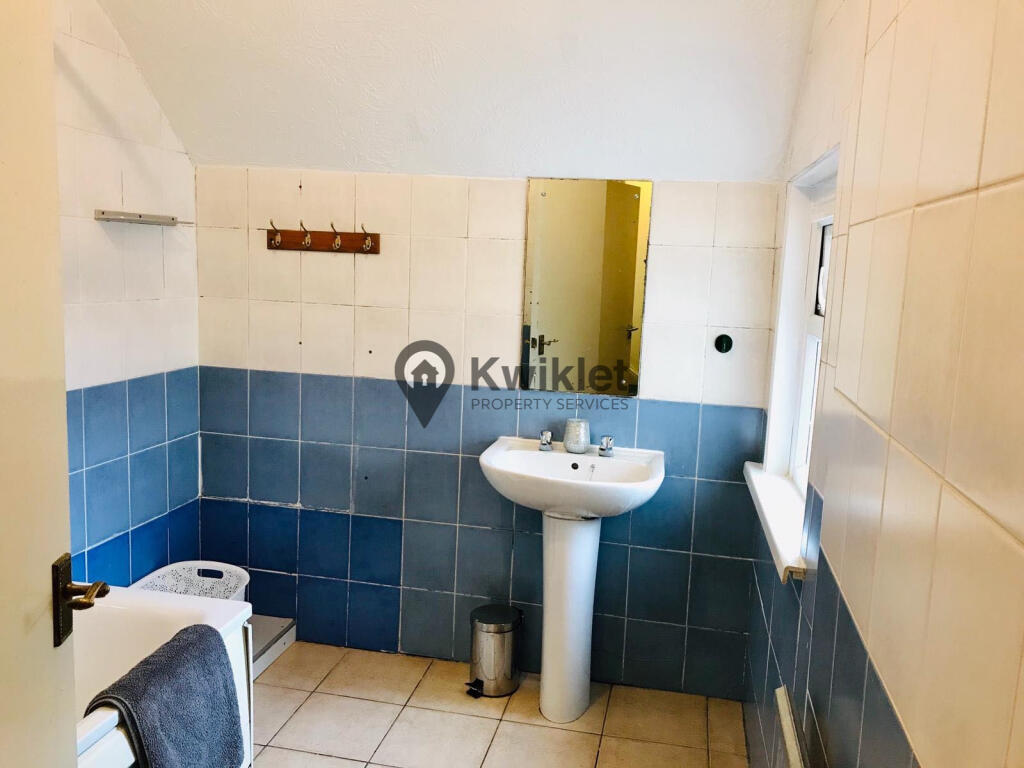 eZy Watermark_10-09-2023_07-24-11-3030pm.JPG