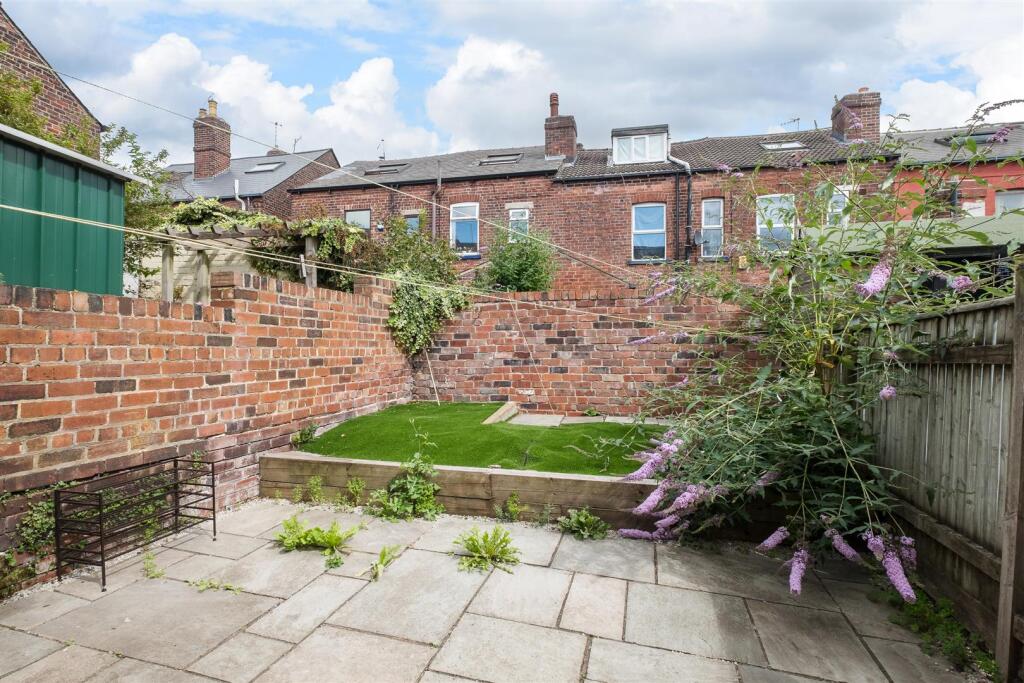 untitled (2 of 15).jpg