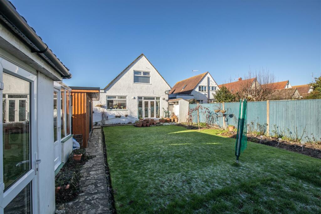 2 Balcombe Avenue8.jpg