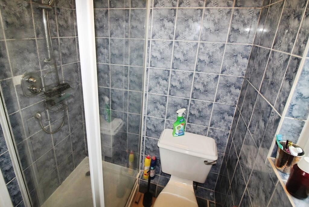 72101a64-bathroom