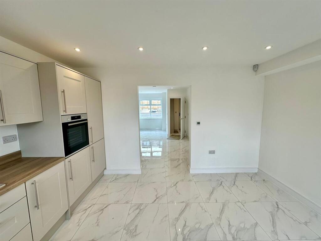 WhatsApp Image 2025-07-14 at 13.01.28 (2).jpeg