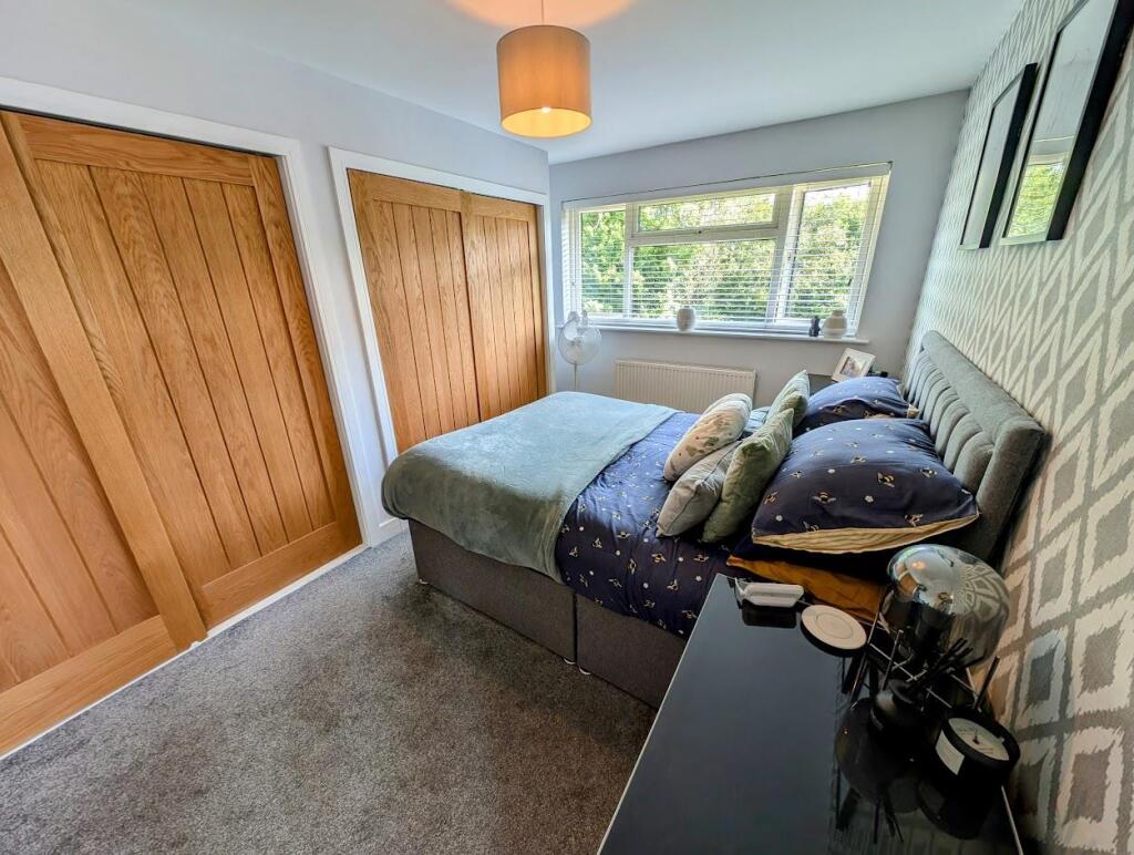 59 MALLARD BED 5.jpg