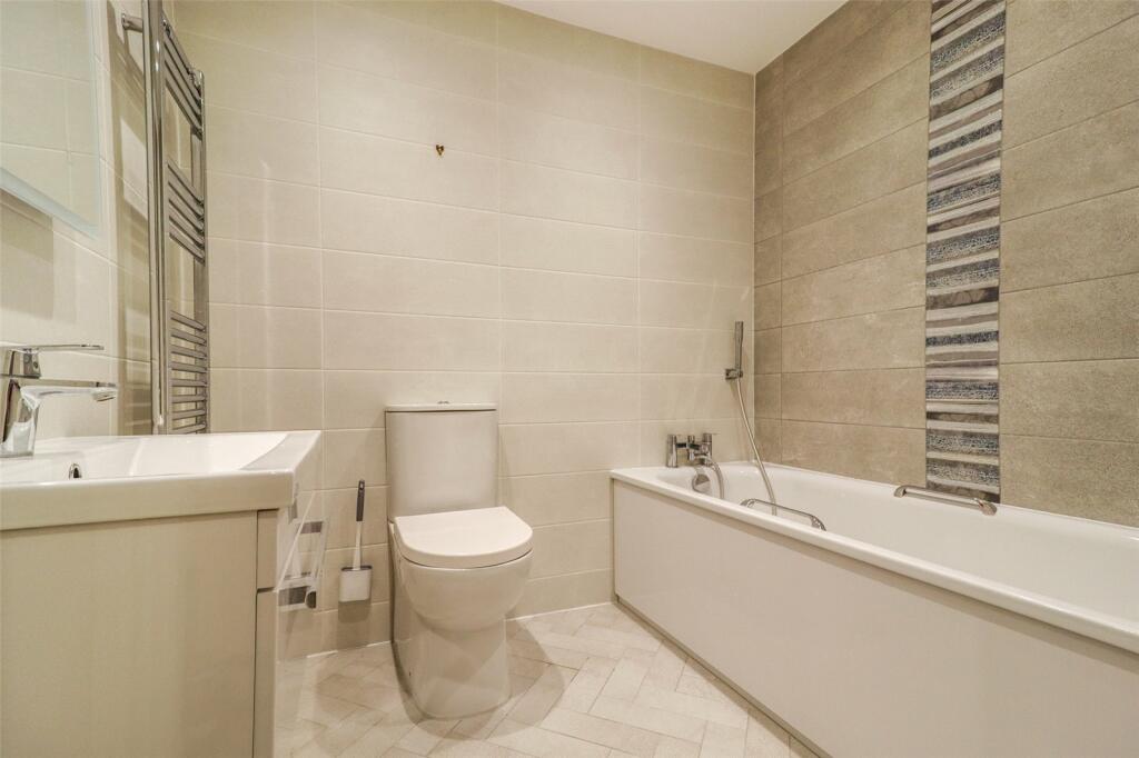 Main Bathroom