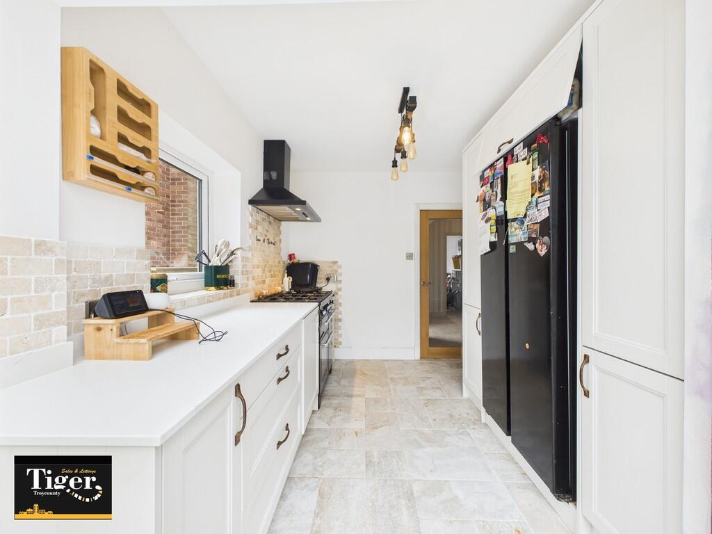 CAM03440G0-PR0361...