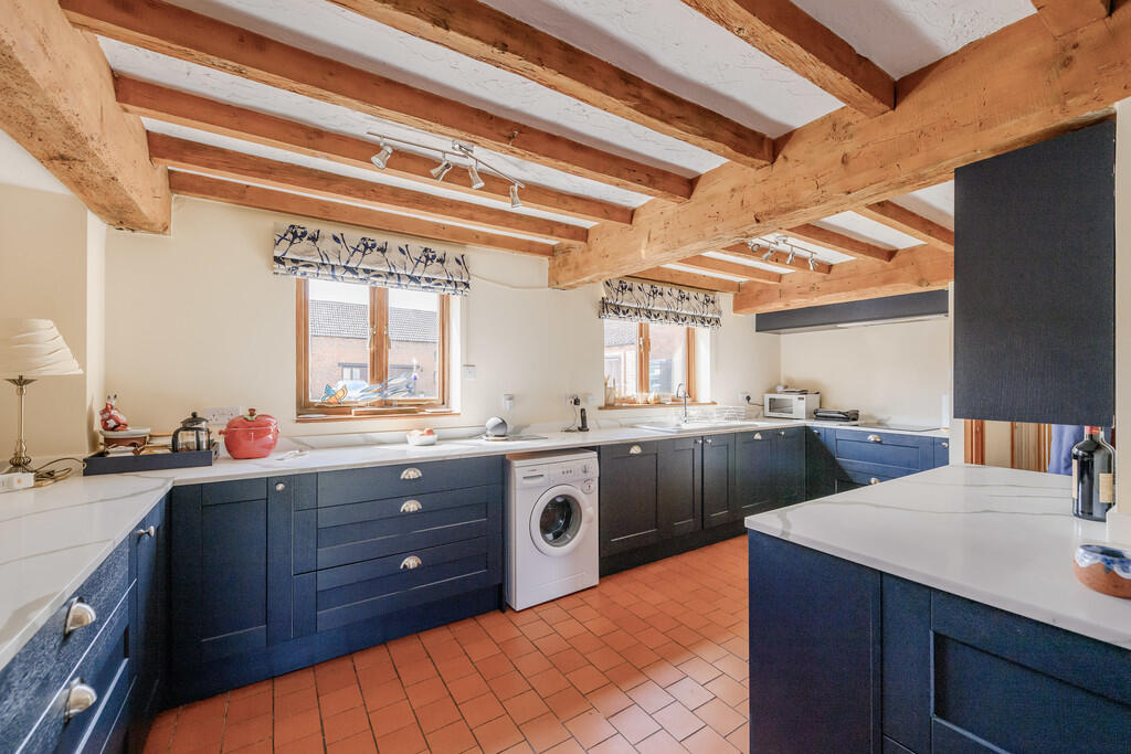 Kitchen 2