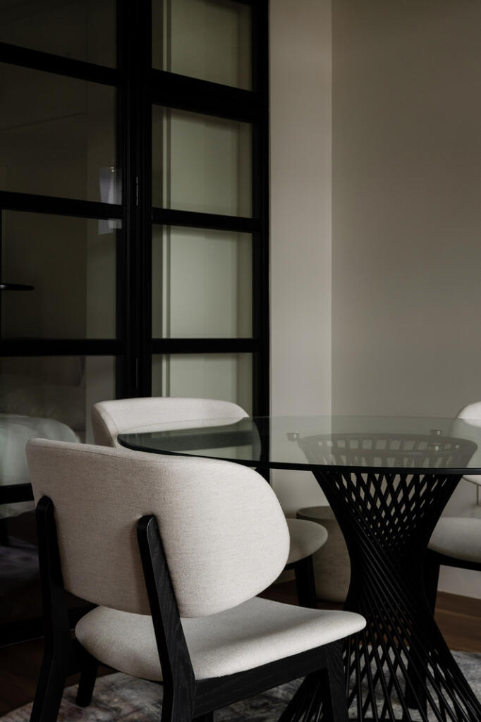 246970 - Market Place II, London W1W - high res...