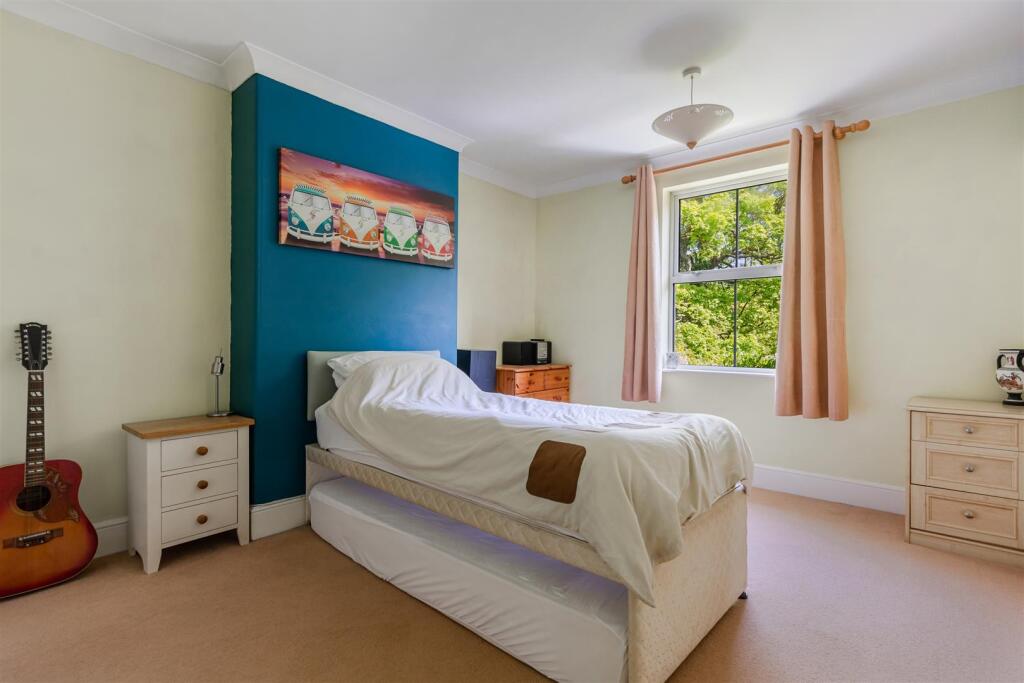 A26 - 14 Whitehill Road Newton Abbot - 250508.jpg