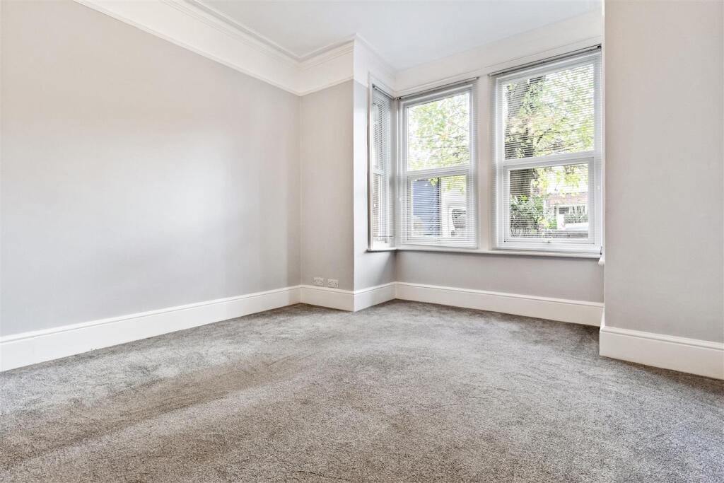 28 Browning Rd-002.JPG