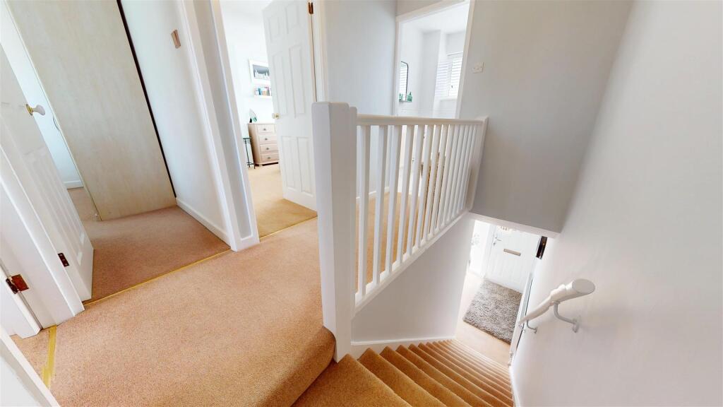 Central Drive Landing