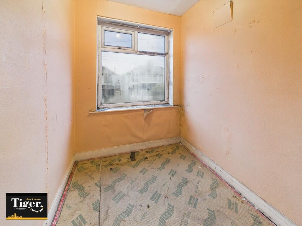 CAM02176G0-PR0765...