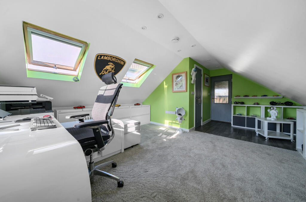 1342307-27-68a8d2...