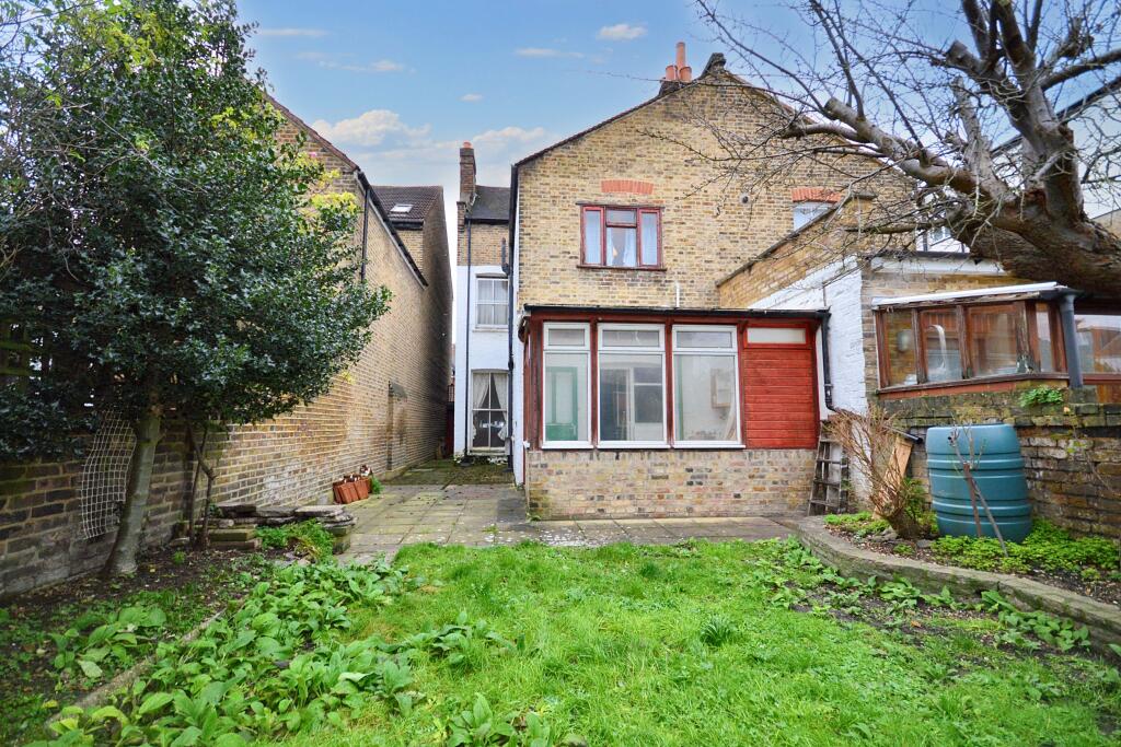 30 Broughton Road, London W13 8QW
