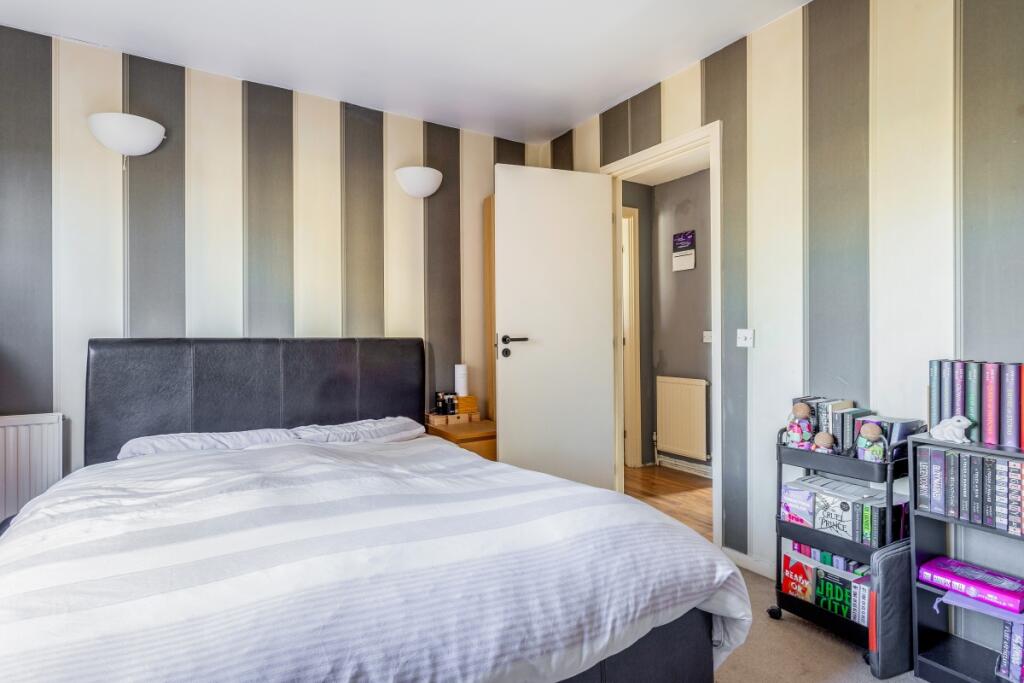 Bedroom (2)