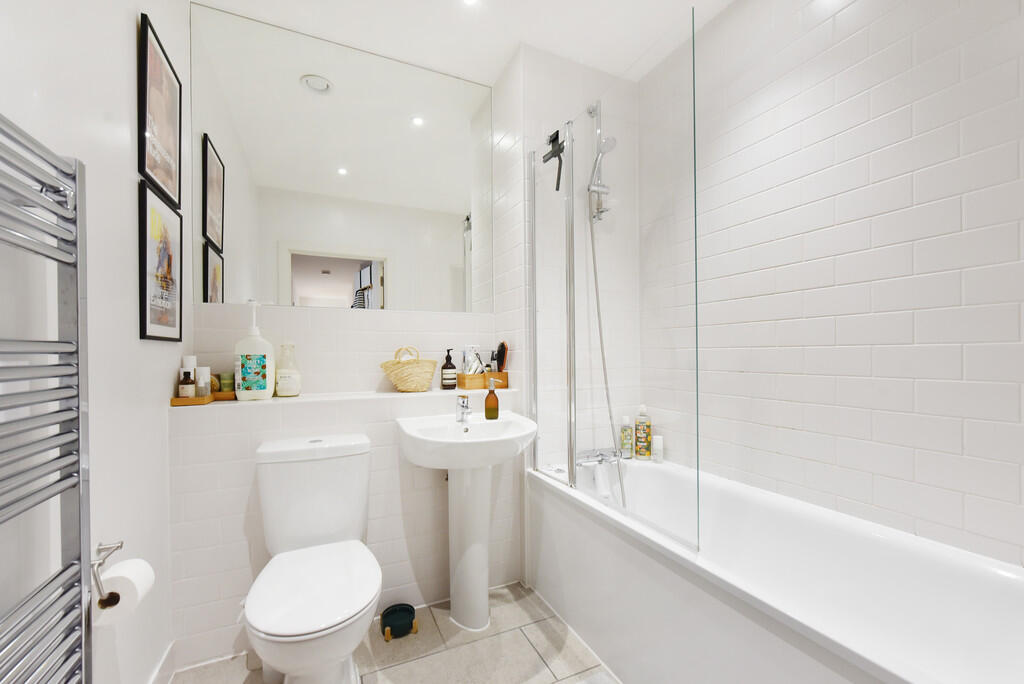10 Wilmott Court ...