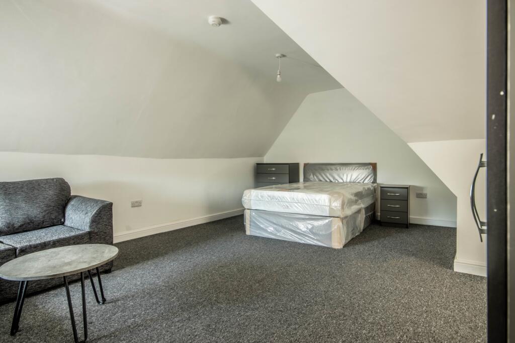 Living_bed 1