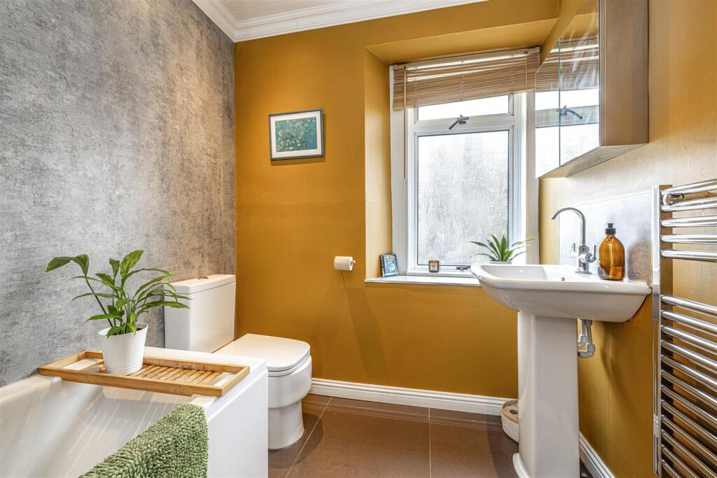 12 Elm Row Galashiels 26.JPG