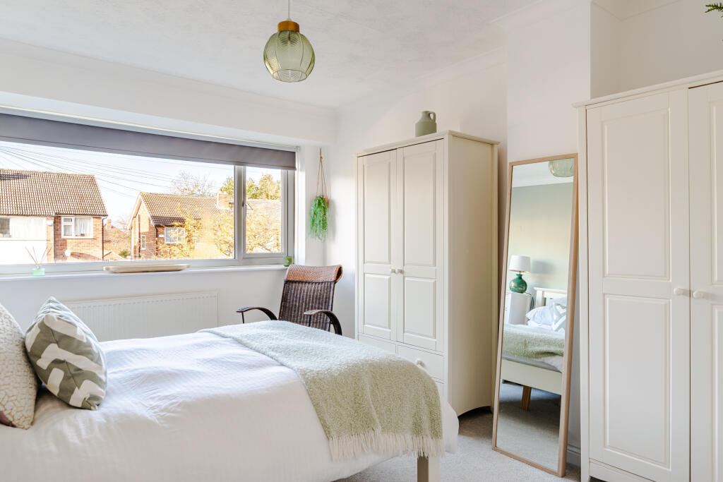 bedroom1b