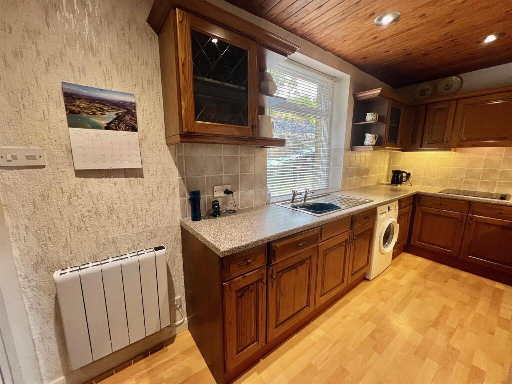 Bramleys Estate Agents - Cliffe End Road - Quarmby