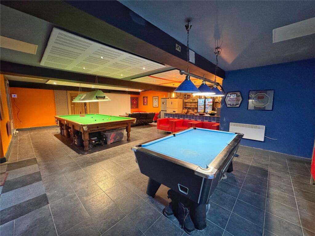 Entertainment Complx